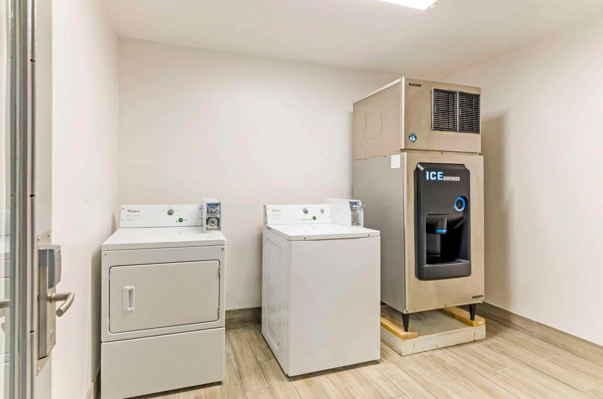 Comfort Inn Wytheville - Fort Chiswell Max Meadows Екстер'єр фото
