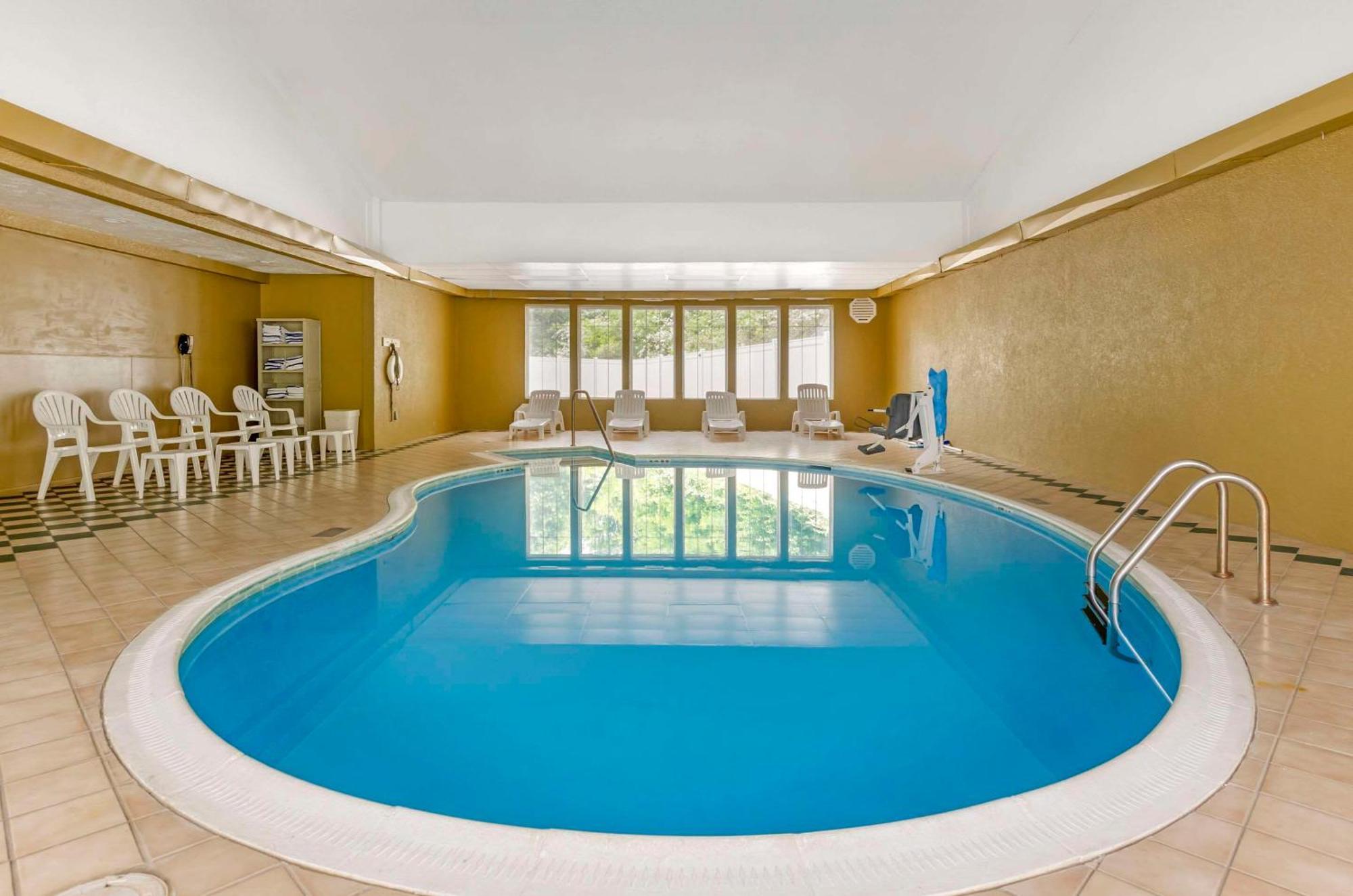 Comfort Inn Wytheville - Fort Chiswell Max Meadows Екстер'єр фото