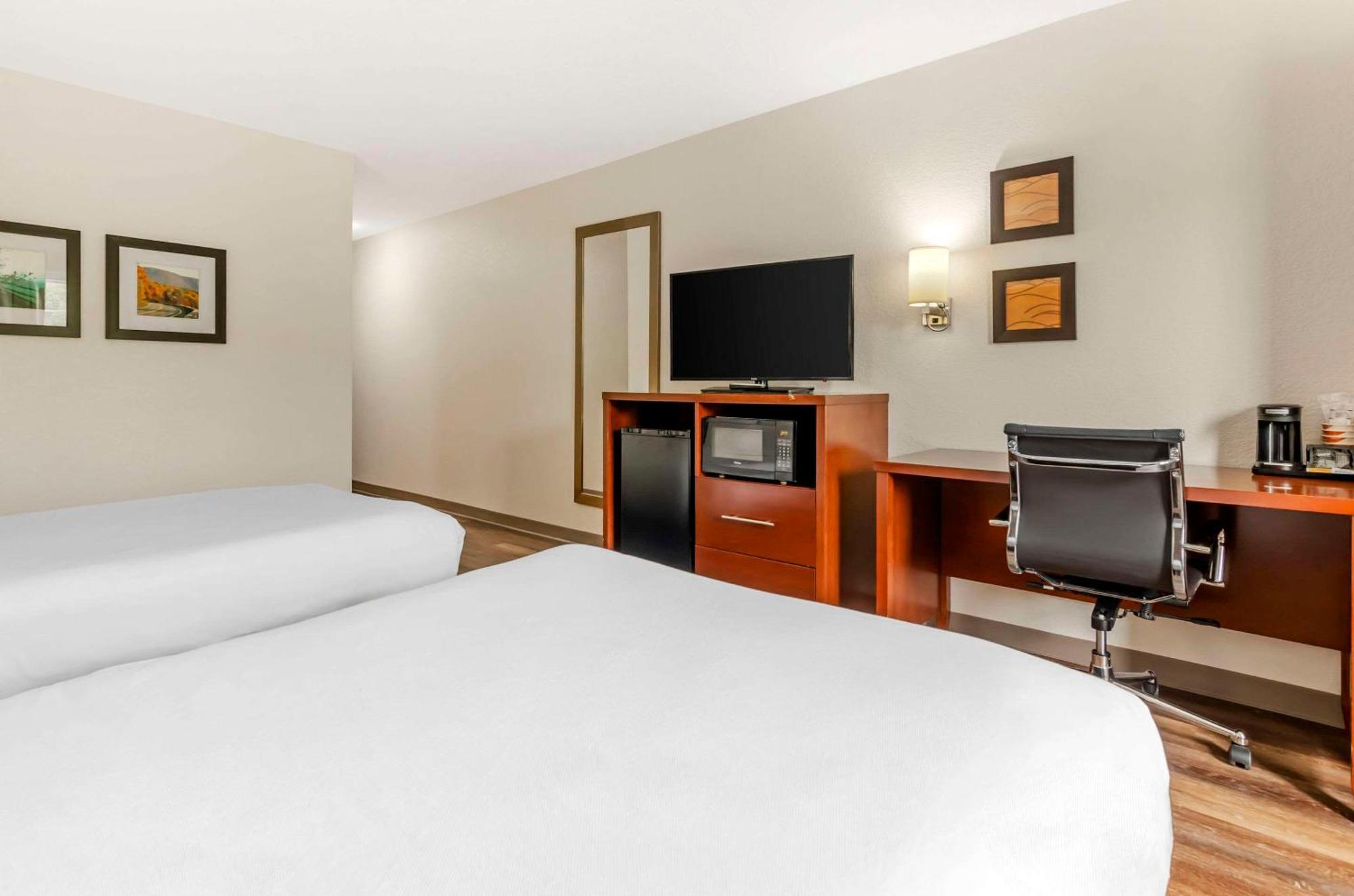 Comfort Inn Wytheville - Fort Chiswell Max Meadows Екстер'єр фото